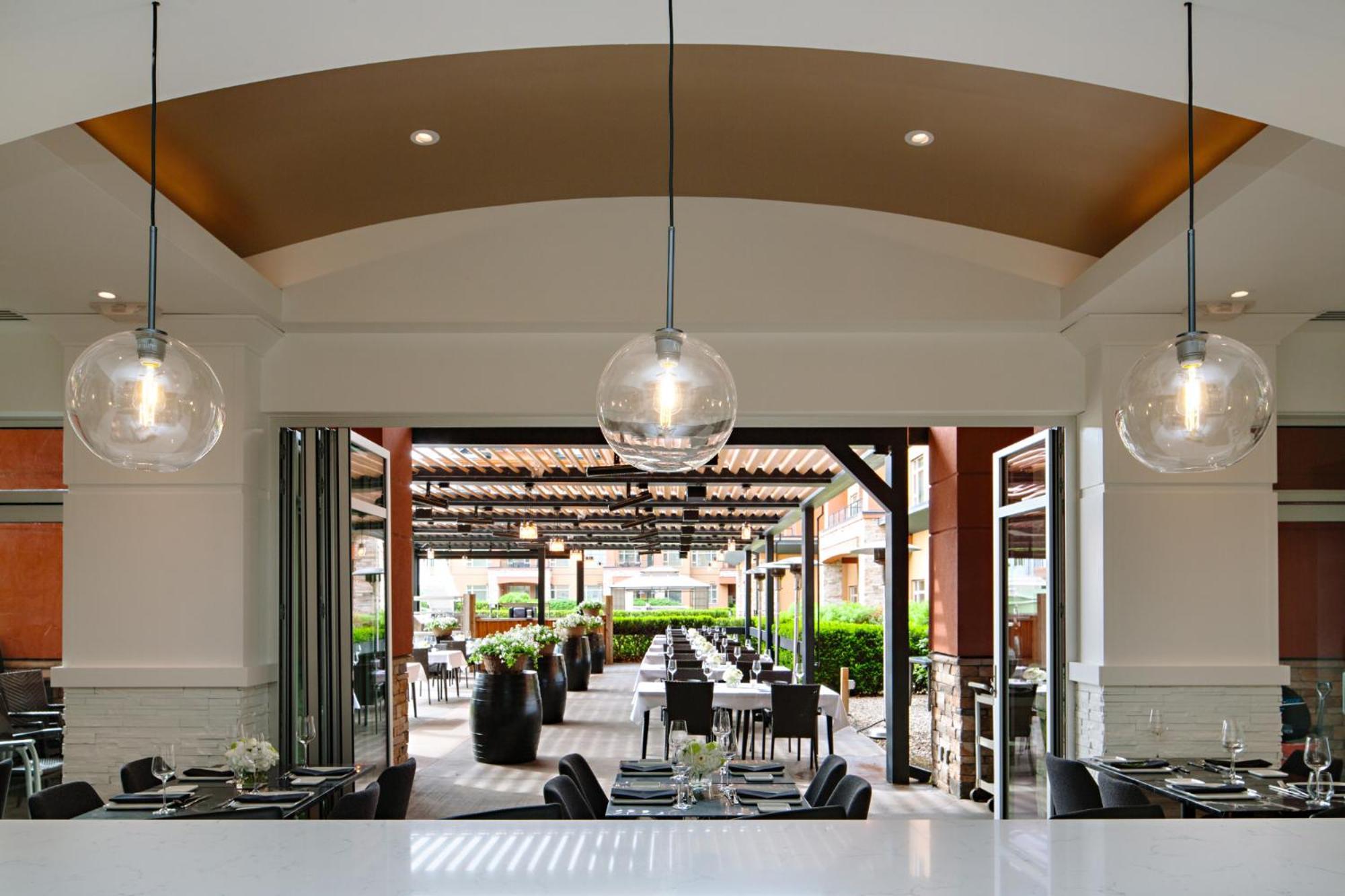 Watermark Beach Resort Osoyoos Exterior foto