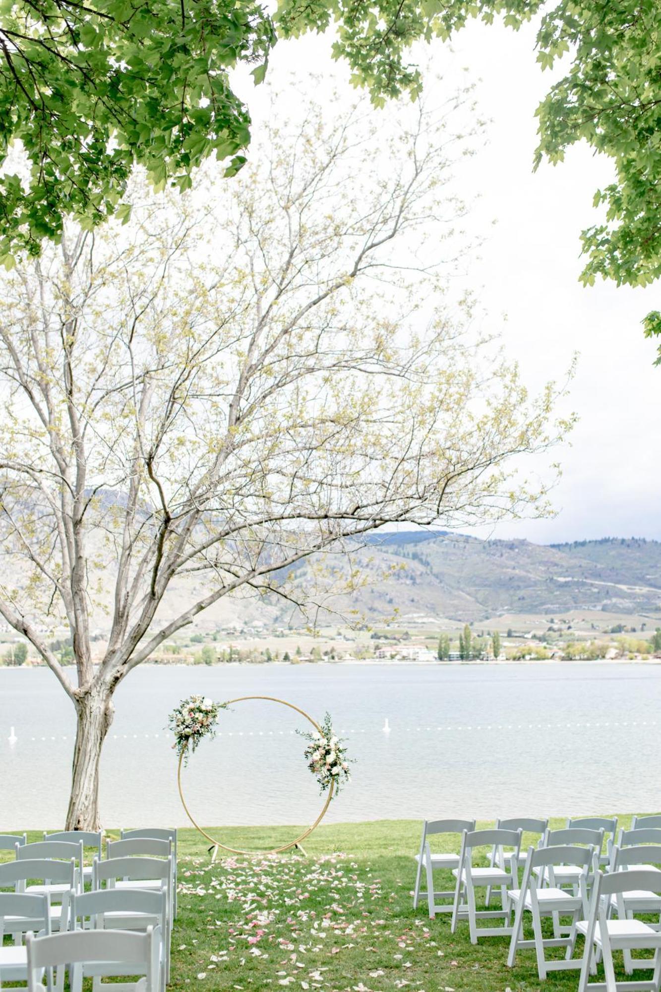 Watermark Beach Resort Osoyoos Exterior foto